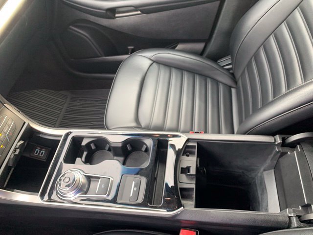 Used 2020 Ford Edge SEL w/ Convenience Package FWD image 35