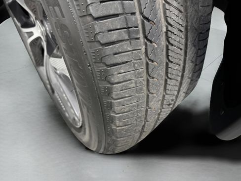 Certified 2023 Acura MDX FWD w/ Technology Package image 9