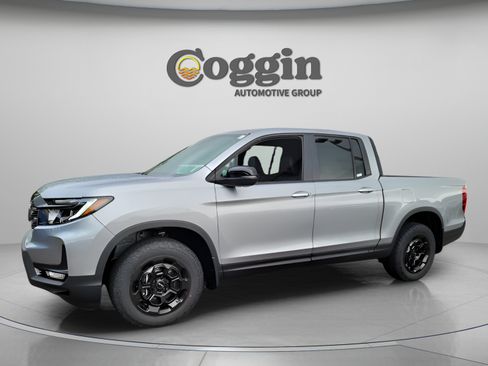 Used 2026 Honda Ridgeline TrailSport image 2