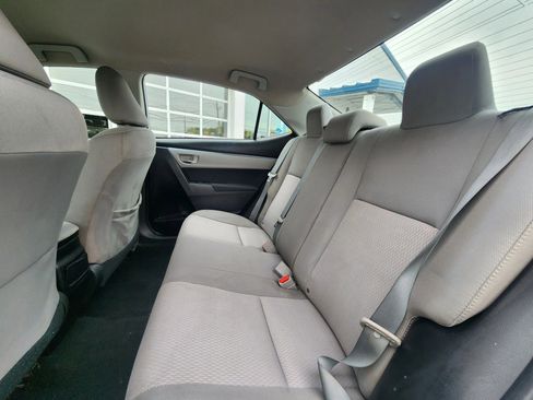 Used 2014 Toyota Corolla LE FWD image 37