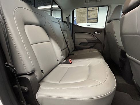 Used 2017 Chevrolet Colorado LT w/ Luxury Package, Chrome image 19