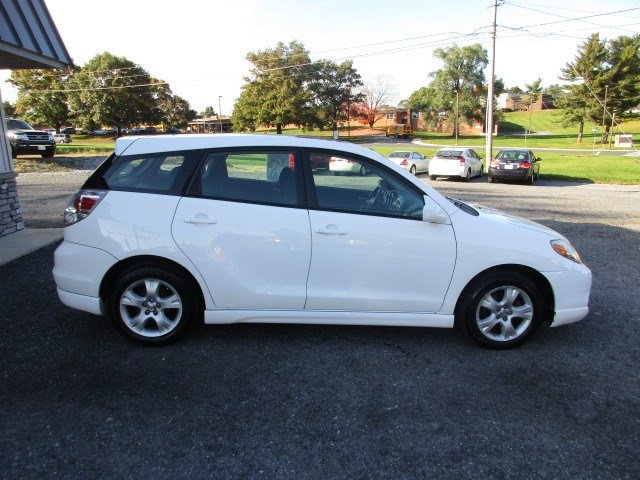 Used 2008 Toyota Matrix XR FWD image 10