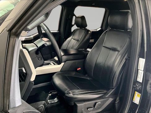 Used 2018 Ford F150 Lariat w/ Equipment Group 502A Luxury image 22