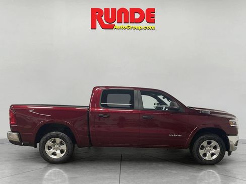 Used 2025 RAM 1500 Big Horn AWD/4WD image 6