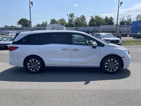 Used 2024 Honda Odyssey EX-L image 23