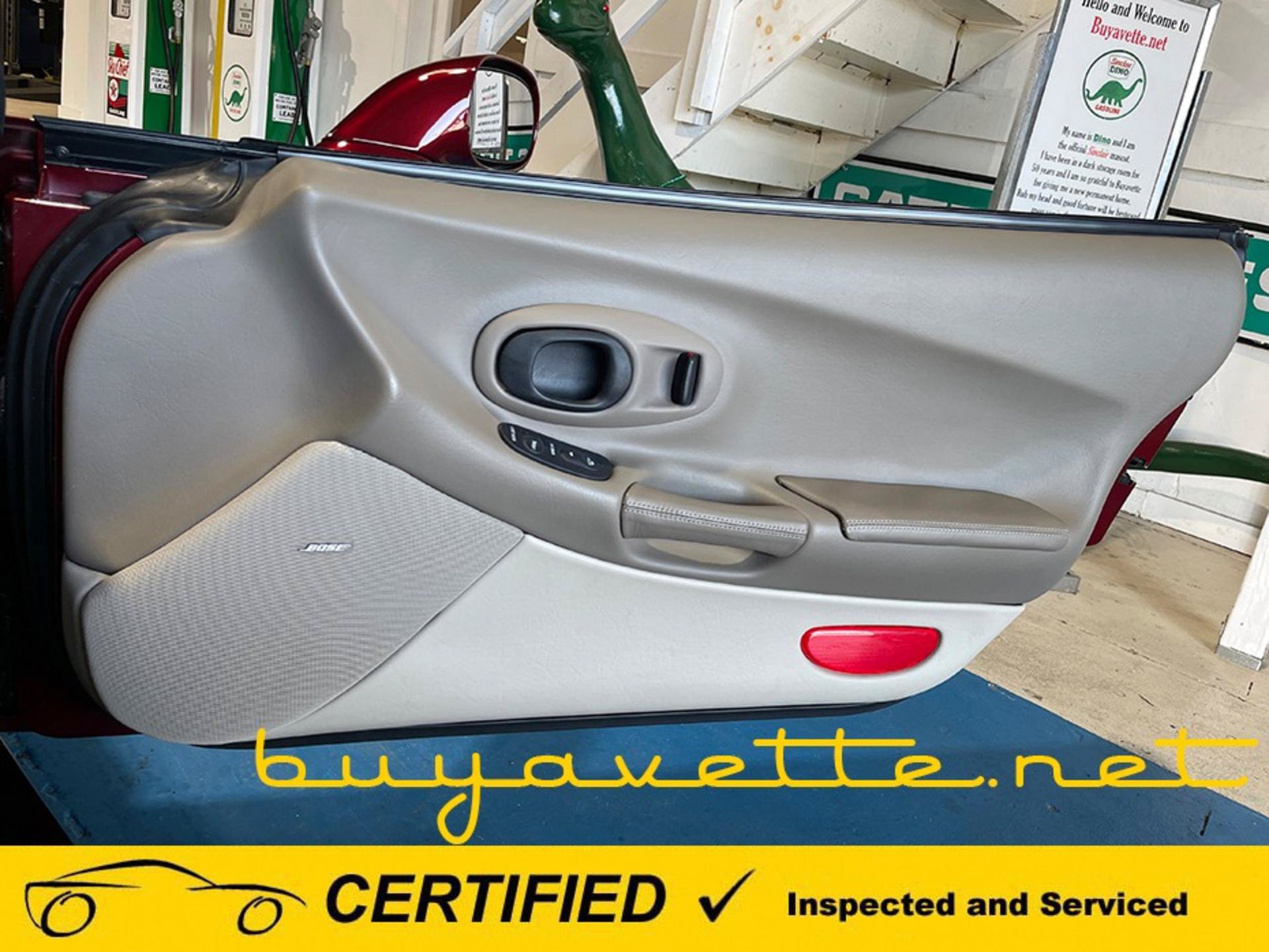 Used 2003 Chevrolet Corvette Convertible w/ Preferred Equipment Group1 RWD image 24