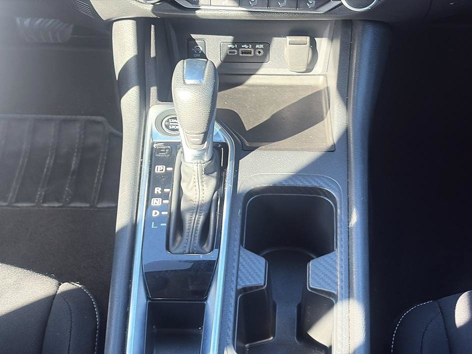 Certified 2025 Nissan Sentra SV FWD image 33