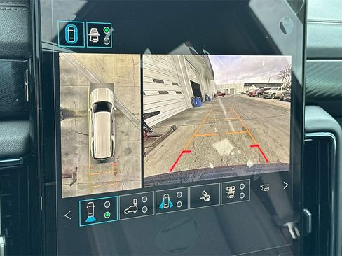 New 2026 GMC Yukon XL AT4 w/ AT4 Premium Plus Package image 19