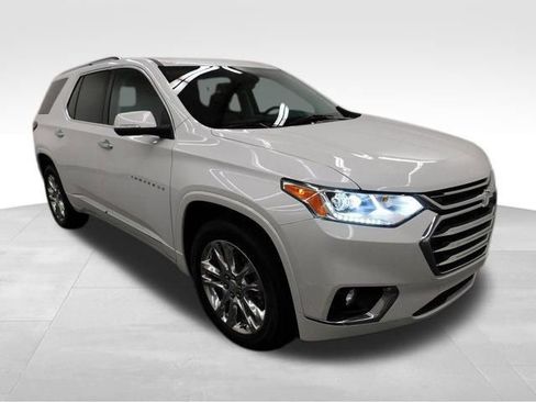 Used 2021 Chevrolet Traverse High Country image 13