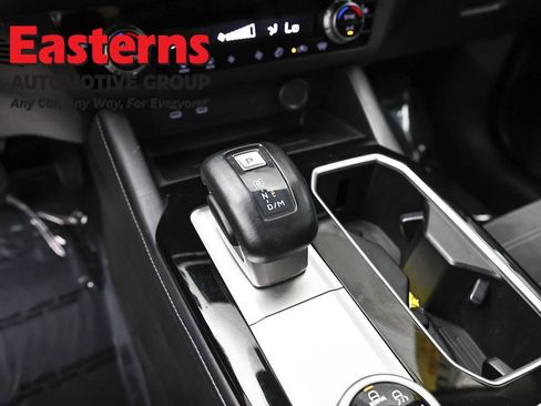 Used 2025 Mitsubishi Outlander SE AWD/4WD image 13