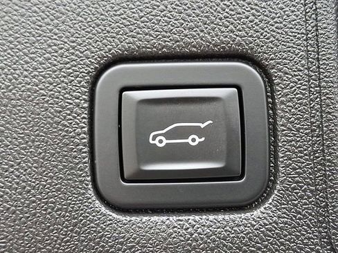 Certified 2019 GMC Terrain Denali w/ Driver Alert Package II image 31