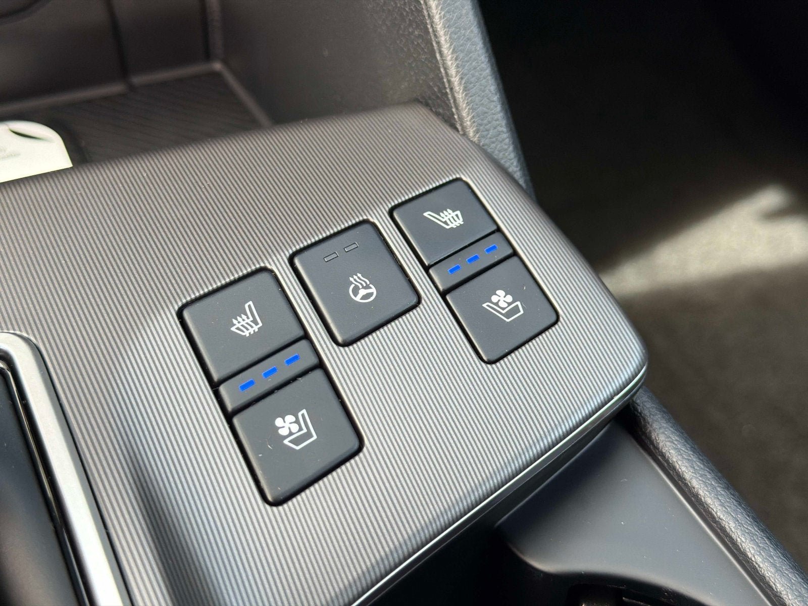 New 2026 Kia Sportage SX FWD image 25