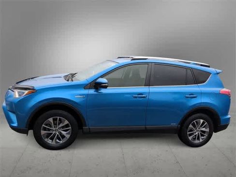 Used 2016 Toyota RAV4 XLE image 5