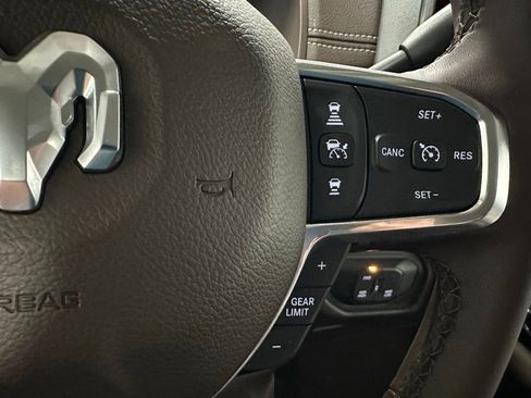 Used 2025 RAM 2500 Laramie image 20