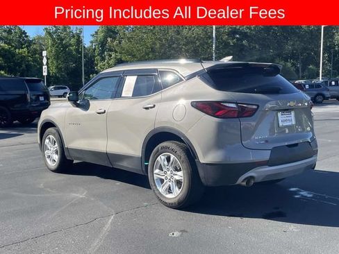 Used 2021 Chevrolet Blazer LT FWD image 3