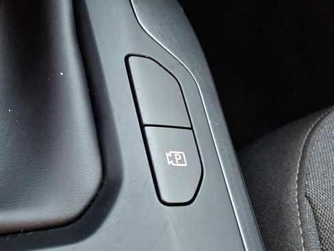 Used 2025 Kia K4 LXS image 24