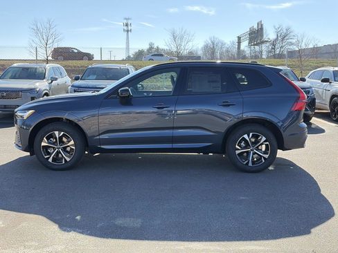 New 2026 Volvo XC60 B5 Core w/ Climate Package image 4