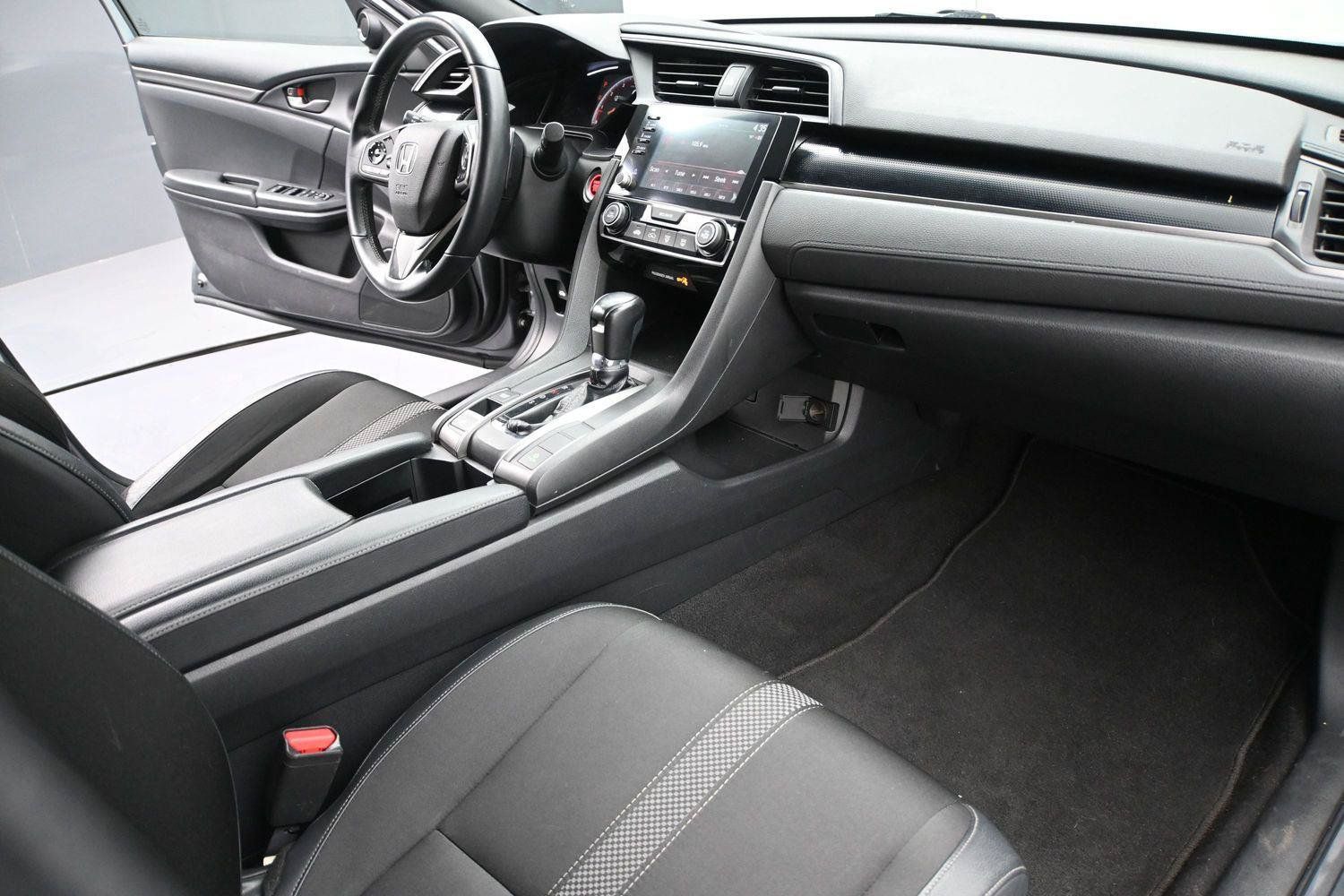 Used 2021 Honda Civic Sport image 17