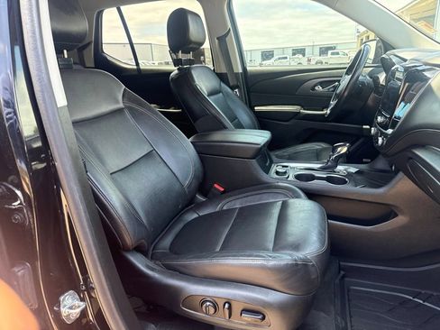 Used 2021 Chevrolet Traverse Premier w/ Redline Edition FWD image 40