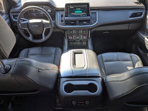 Used 2022 Chevrolet Tahoe RST w/ Luxury Package image 25