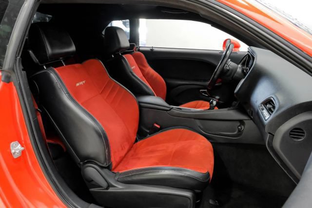 Used 2018 Dodge Challenger SRT Hellcat RWD image 38