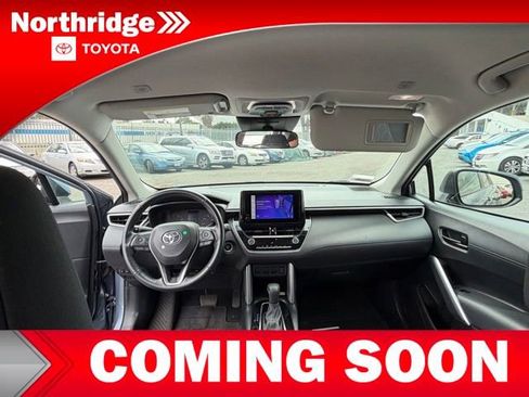 Used 2023 Toyota Corolla Cross LE AWD/4WD image 8