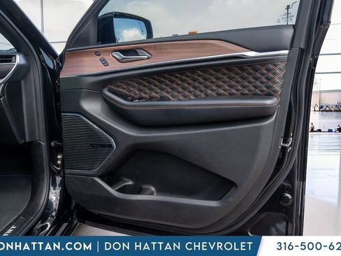 Used 2022 Jeep Grand Cherokee Summit AWD/4WD image 30