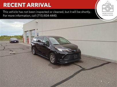 Used 2021 Toyota Sienna LE