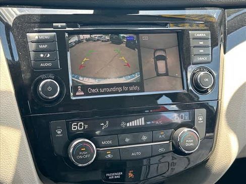 Certified 2022 Nissan Rogue Sport SL FWD image 24