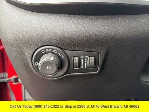 Used 2025 Jeep Compass Limited AWD/4WD image 27