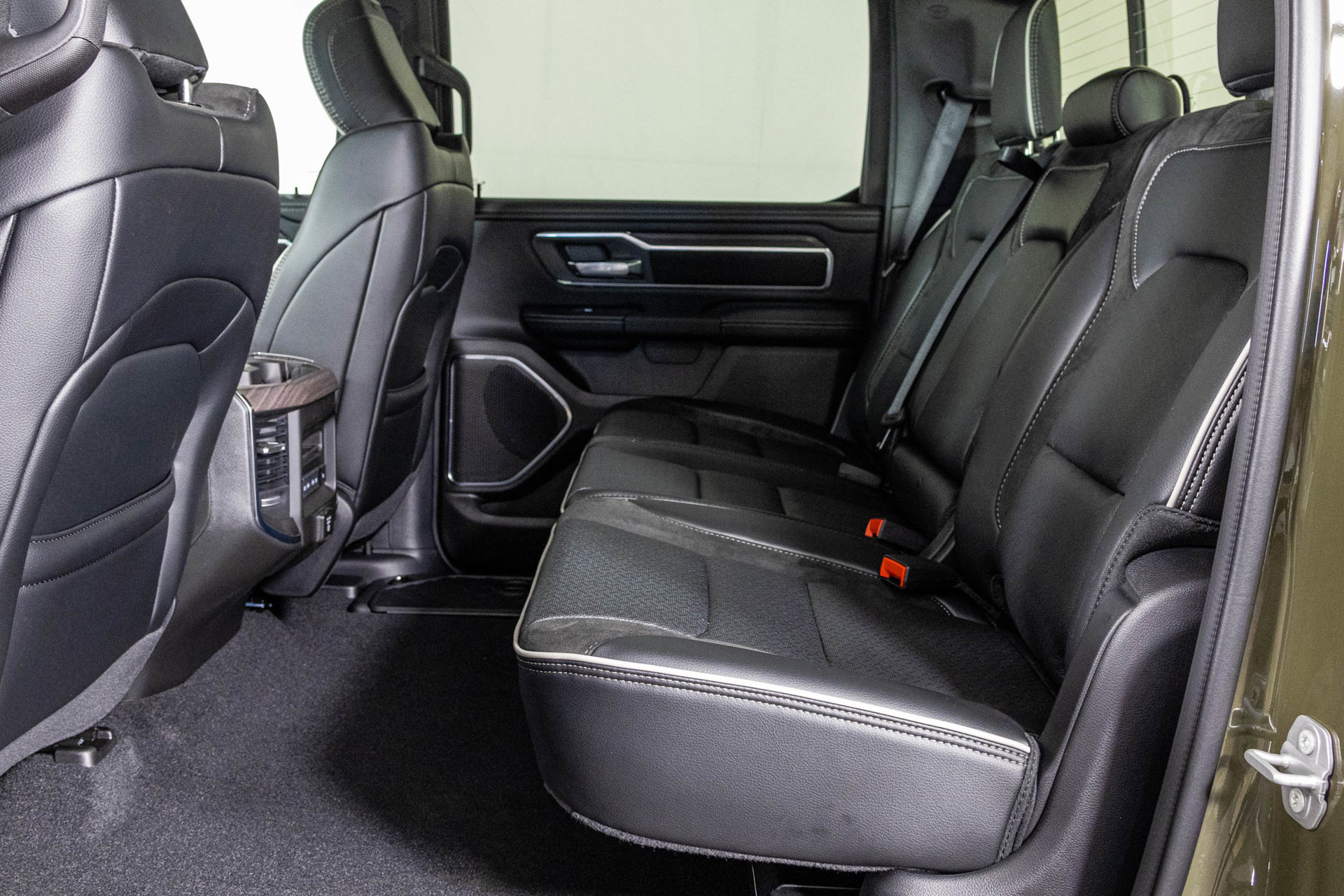 New 2027 RAM 1500 Laramie AWD/4WD image 37