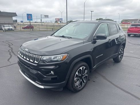 Used 2022 Jeep Compass Limited image 8