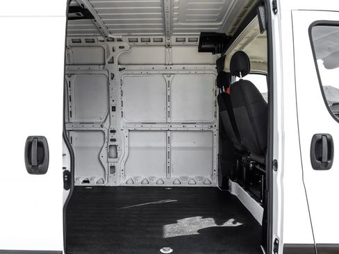 Used 2023 RAM ProMaster 3500 w/ Driver Convenience Group image 34