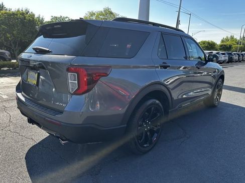 Certified 2023 Ford Explorer ST-Line w/ Class IV Trailer Tow Package AWD/4WD image 5