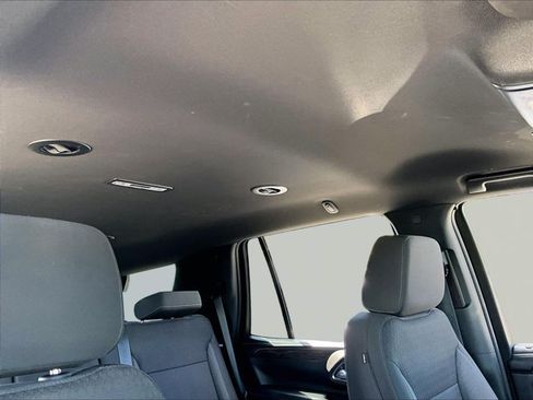 Used 2023 Chevrolet Tahoe LS RWD image 17