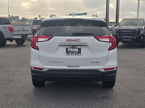 Used 2022 GMC Terrain AT4 w/ Tech Package image 7