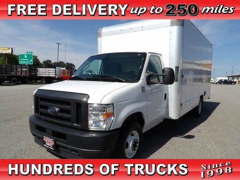 Used 2021 Ford E-350 and Econoline 350 Super Duty image 1