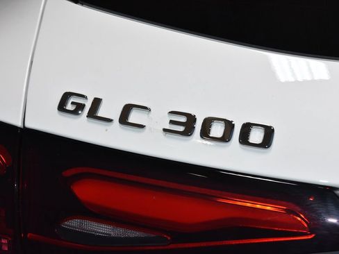 Certified 2026 Mercedes-Benz GLC 300 4MATIC image 23