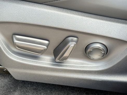 New 2026 Subaru Solterra image 23