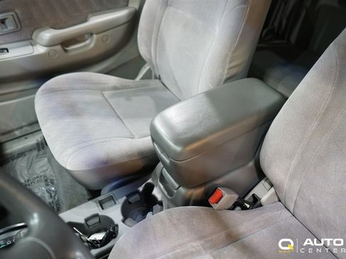 Used 2004 Toyota Tacoma 4x4 Xtracab V6 image 28