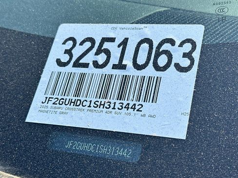 Certified 2025 Subaru Crosstrek 2.0i Premium AWD/4WD image 4