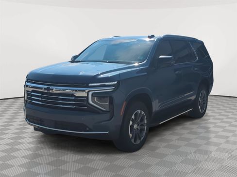 Used 2025 Chevrolet Tahoe LT w/ Comfort Package AWD/4WD image 1