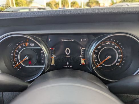 Used 2023 Jeep Gladiator Sport image 28