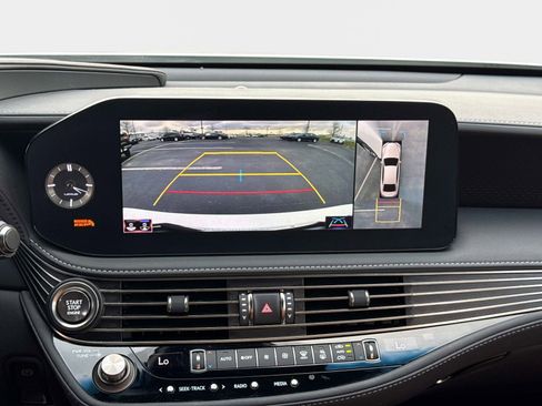 Used 2022 Lexus LS 500 w/ Interior Upgrade Package image 24