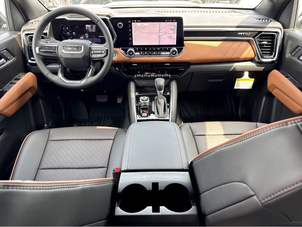 New 2026 GMC Canyon AT4 w/ AT4 Premium Package AWD/4WD image 11