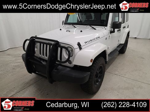 Used 2016 Jeep Wrangler Unlimited Rubicon w/ Connectivity Group AWD/4WD image 1