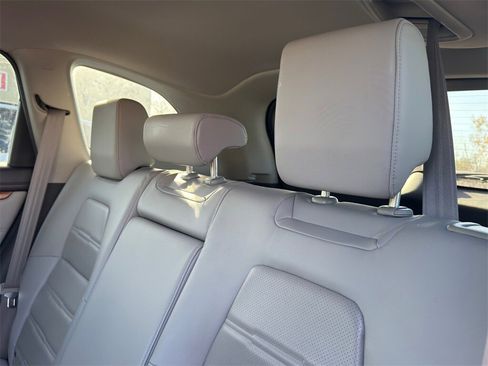 Used 2018 Honda CR-V EX-L image 26