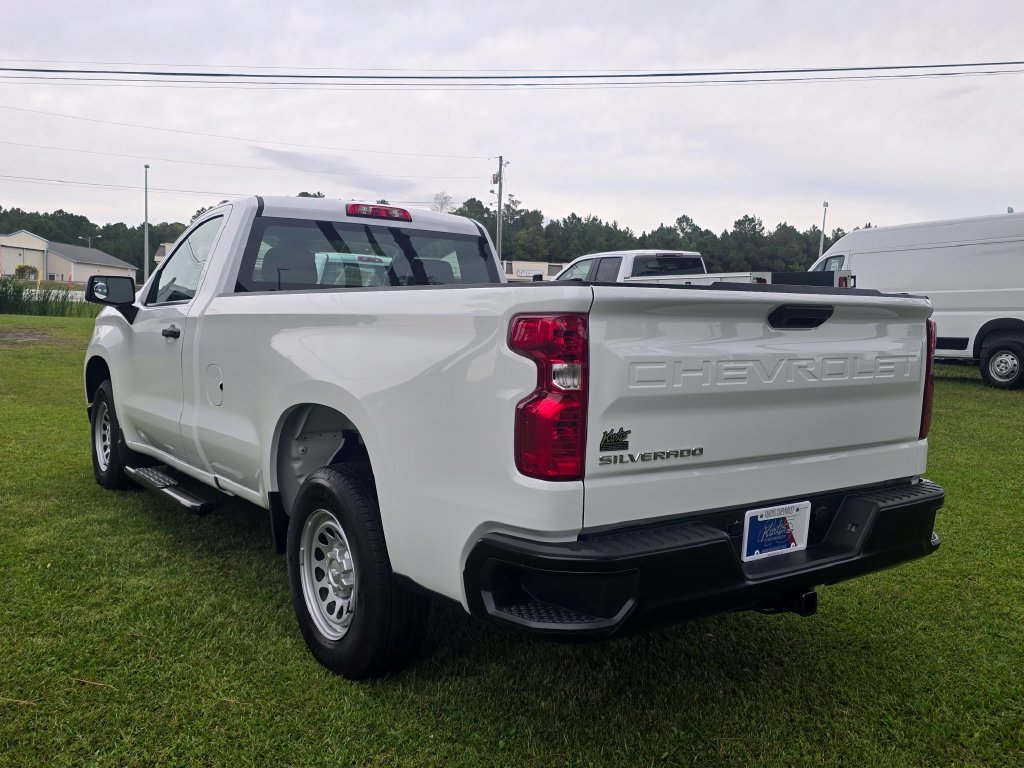 Certified 2026 Chevrolet Silverado 1500 W/T RWD image 3