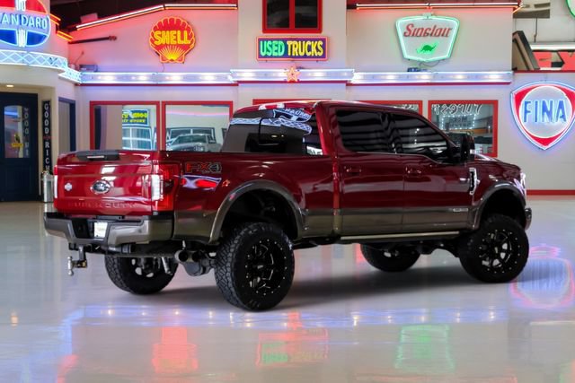 Used 2017 Ford F250 King Ranch w/ King Ranch Ultimate Package AWD/4WD image 3