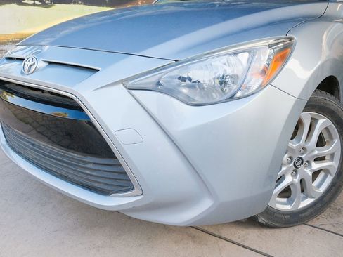 Used 2017 Toyota Yaris iA FWD image 8